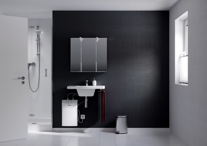 Электрический накопительный водонагреватель Stiebel Eltron ESH 10 U-P Plus 201397