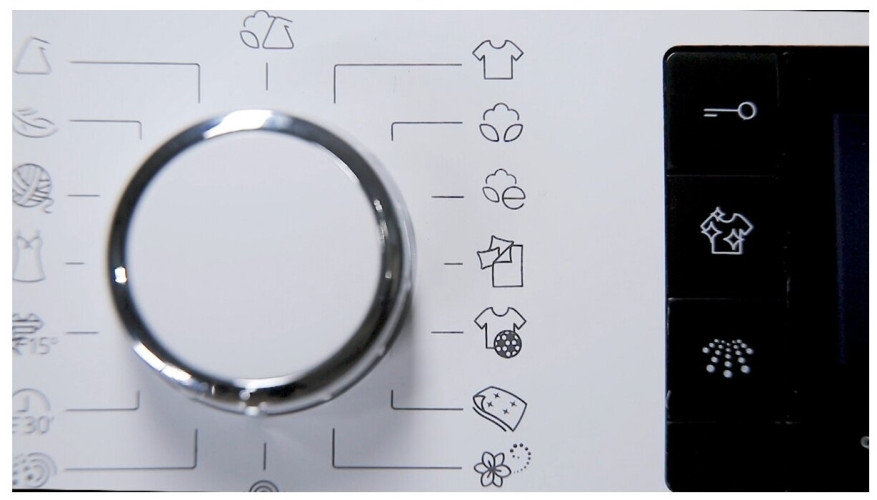 Стиральная машина Whirlpool FWSG 81283 WS