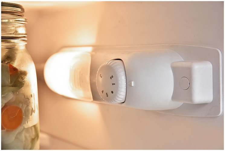 Холодильник Vestel VCB 170