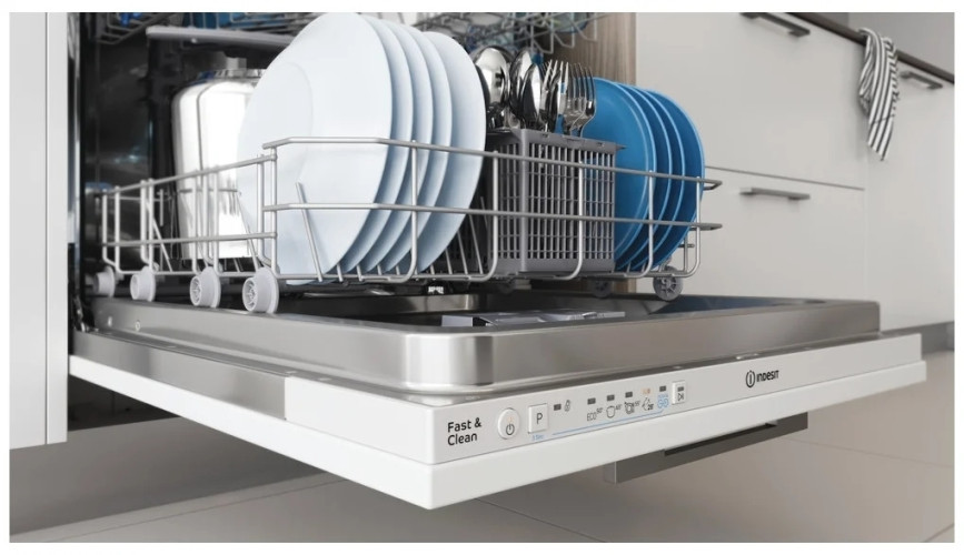 Посудомоечная машина Indesit DIE 2B19 A