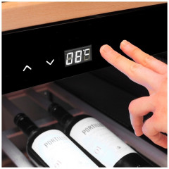 Встраиваемый винный шкаф Caso WineChef Pro 180