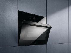 Встраиваемая микроволновая печь Electrolux EVM8E08Z