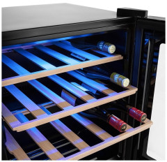 Винный шкаф Kitfort КТ 2420