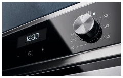 Электрический духовой шкаф Electrolux EOC 5E70 X