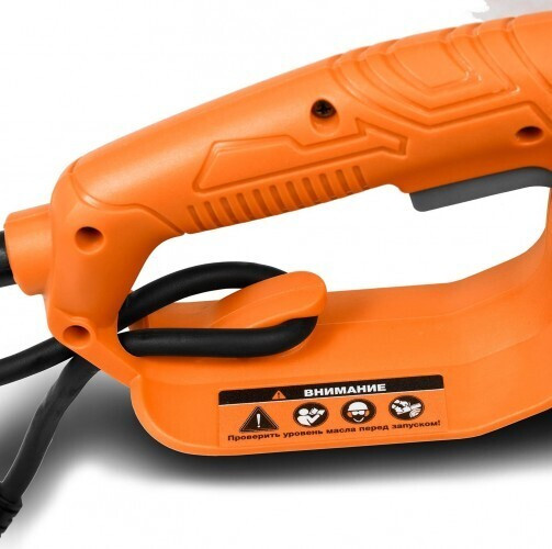 Электрическая цепная пила Daewoo DACS 1900E