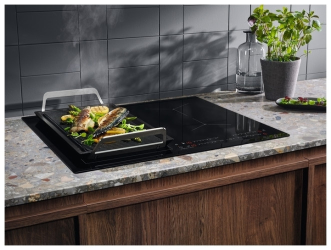 Индукционная варочная панель Electrolux IPES 6451 WF