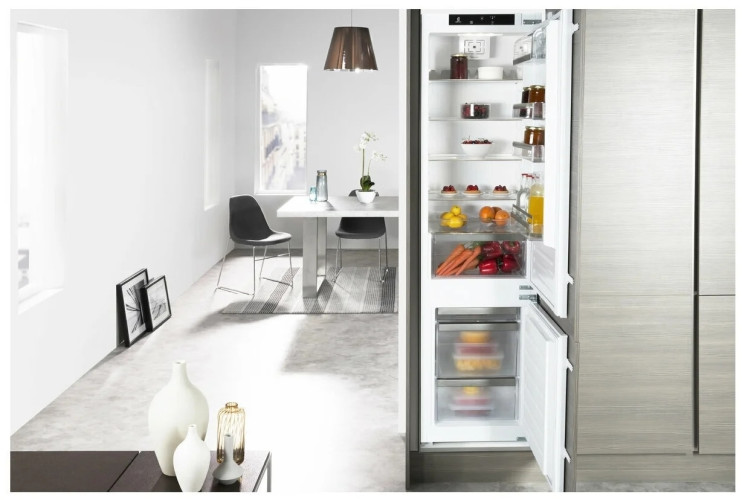 Встраиваемый холодильник Whirlpool ART 9810 A+