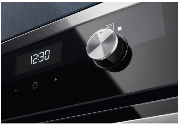 Электрический духовой шкаф Electrolux OKF 5C70X