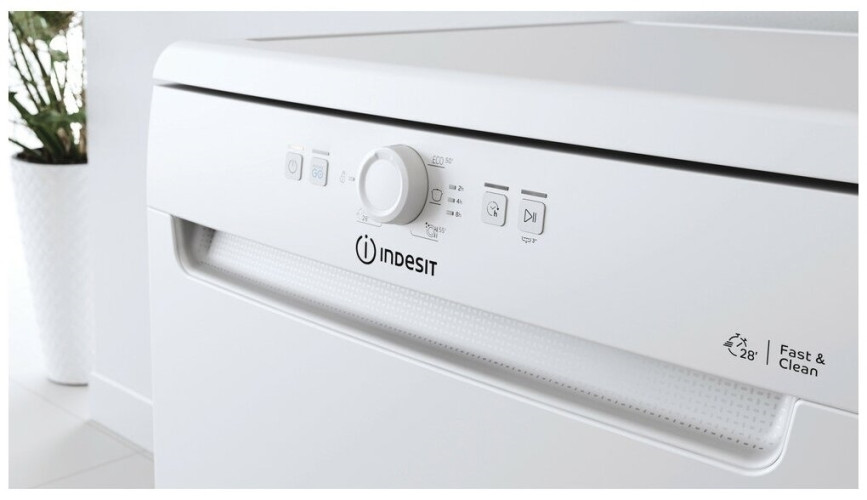 Посудомоечная машина Indesit DFE 1B19 14