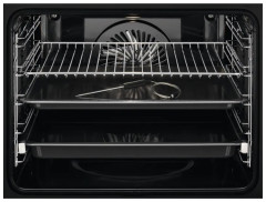 Электрический духовой шкаф Electrolux EOE7P31X
