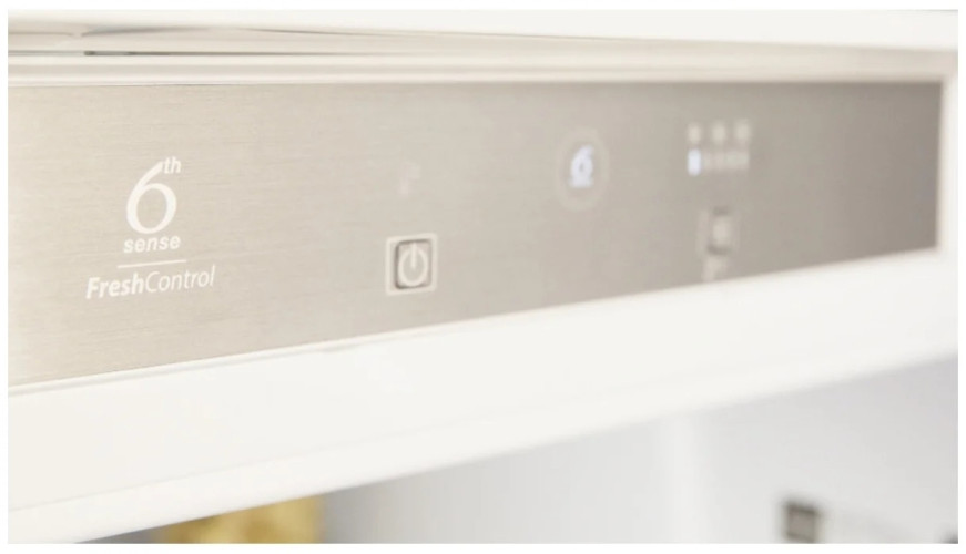 Встраиваемый холодильник Whirlpool ART 9813 A++ SFS