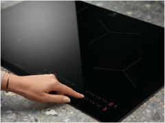 Индукционная варочная панель Electrolux EIS62443